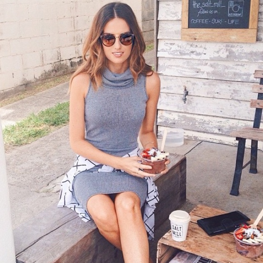 Missguided Ribbed Midi Dress - Picture 5 of 11